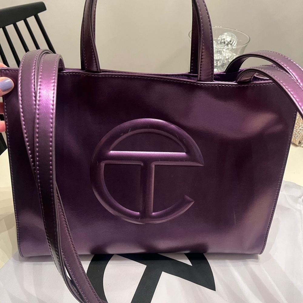 Telfar Medium Shopper in Acaii